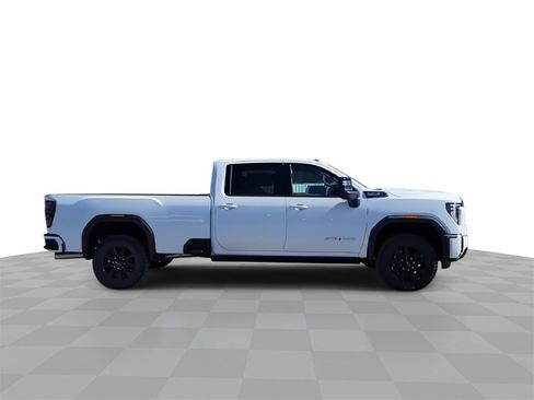 New 2026 GMC Sierra 3500 AT4 w/ AT4 Premium Plus Package image 9