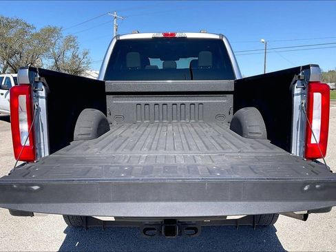 Used 2023 Ford F250 XLT image 36