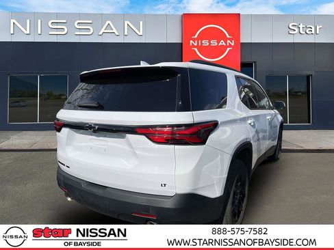 Used 2023 Chevrolet Traverse LT w/ Midnight/Sport Edition image 3