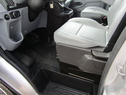 Certified 2018 Ford Transit 350 XL RWD image 19