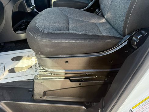 Used 2023 RAM ProMaster 2500 image 14