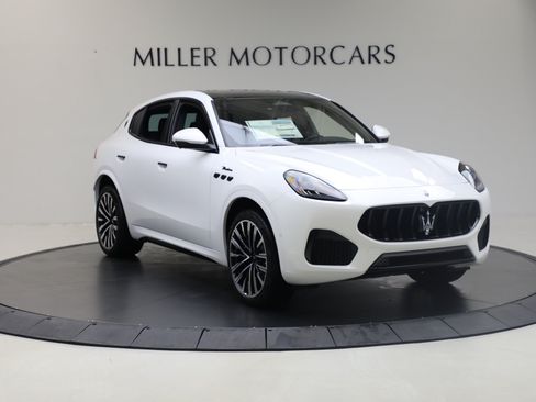 New 2025 Maserati Grecale Modena AWD/4WD image 10