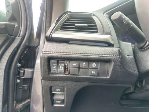 Used 2023 Honda Odyssey Touring image 13