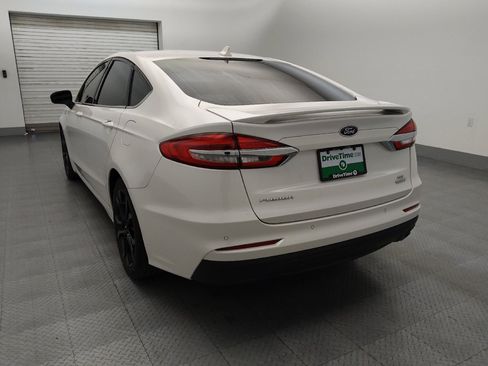Used 2019 Ford Fusion SE w/ Equipment Group 151A FWD image 5
