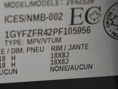 Used 2023 Cadillac XT4 Sport w/ Sun And Sound Package image 30