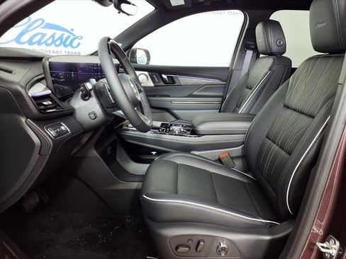 New 2026 Buick Enclave Avenir w/ Super Cruise Package image 7