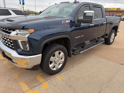 Used 2021 Chevrolet Silverado 2500 LTZ w/ LTZ Premium Package image 5
