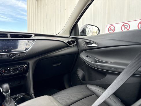 Used 2023 Buick Encore GX Essence w/ Experience Buick Package image 11