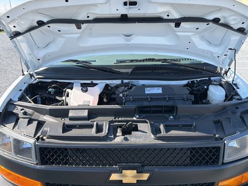 New 2025 Chevrolet Express 2500 w/ Driver Convenience Package image 6