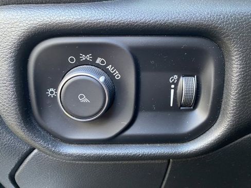 Used 2021 RAM 3500 Tradesman image 14