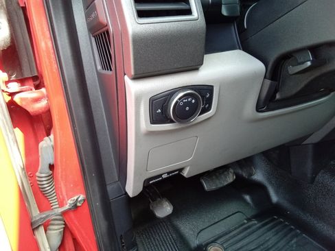 Used 2021 Ford F250 XL w/ Power Equipment Group image 14