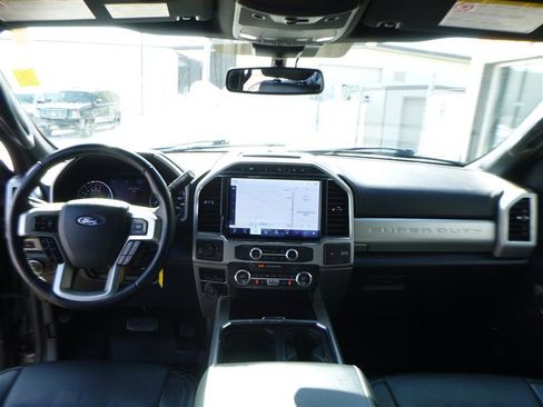 Used 2022 Ford F250 Lariat w/ Lariat Value Package image 12