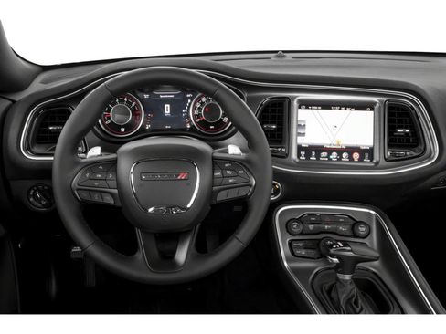 Used 2015 Dodge Challenger R/T Plus RWD image 7