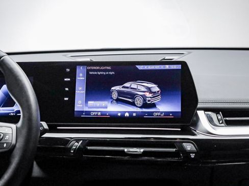 Used 2025 BMW X1 xDrive28i image 14