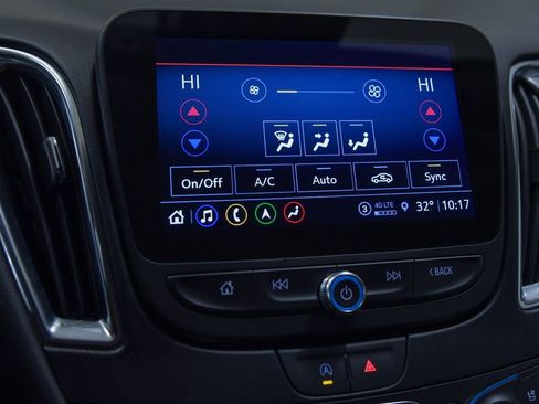 Used 2024 Chevrolet Malibu LT FWD image 23
