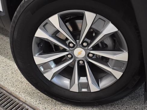 Used 2025 Chevrolet Equinox LT AWD/4WD image 29