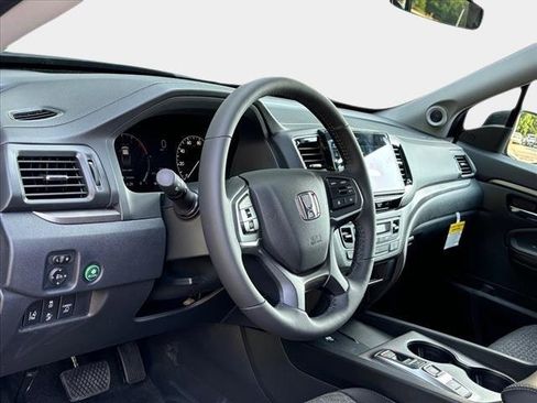 Used 2024 Honda Ridgeline Sport+ image 11