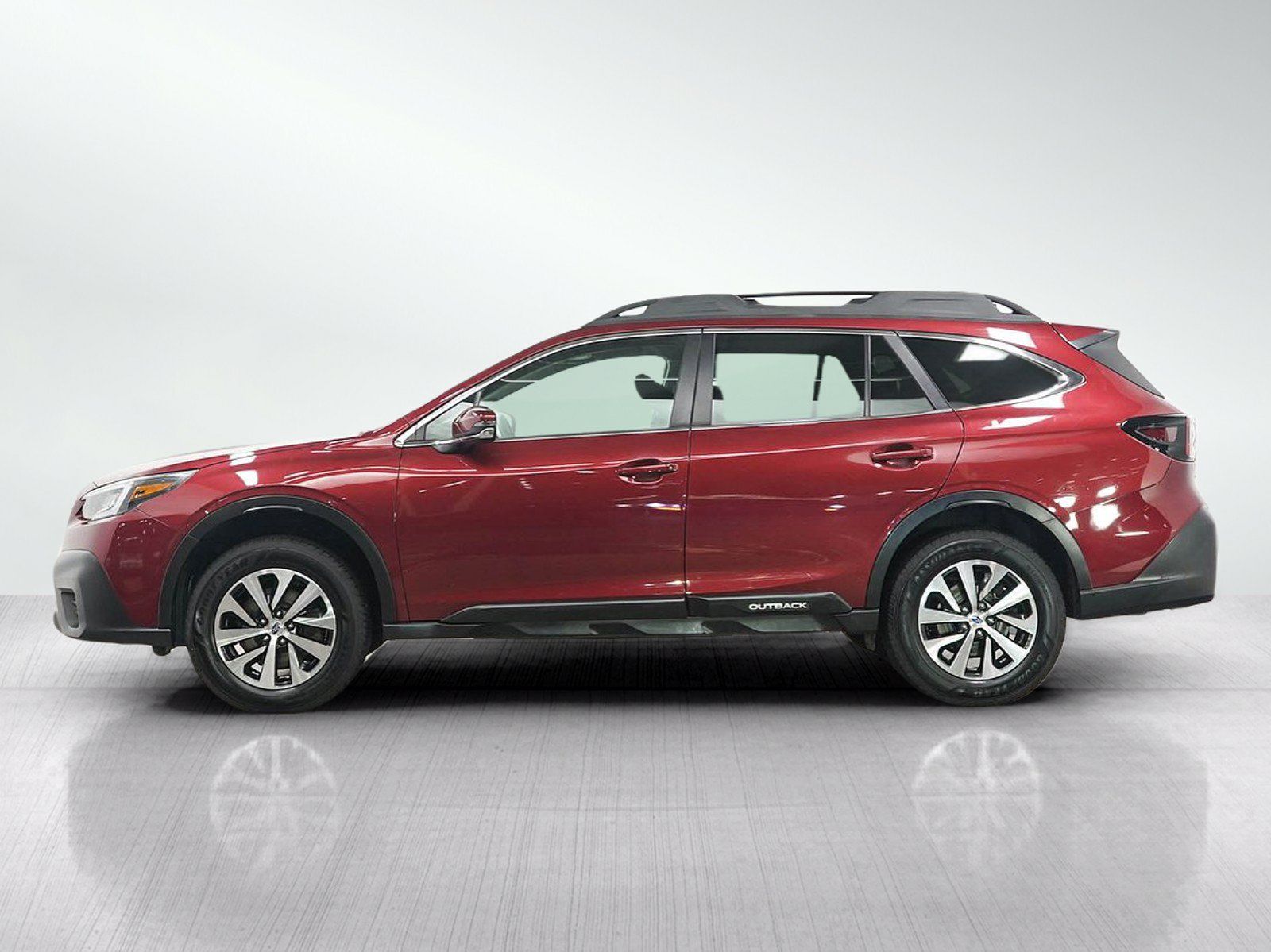 Used 2020 Subaru Outback Premium w/ Popular Package #1 AWD/4WD image 2