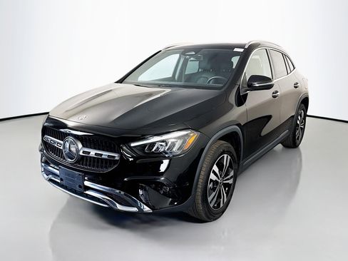 Used 2024 Mercedes-Benz GLA 250 4MATIC image 4