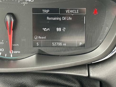 Certified 2022 Chevrolet Trax LT w/ Premium Seat Package AWD/4WD image 20