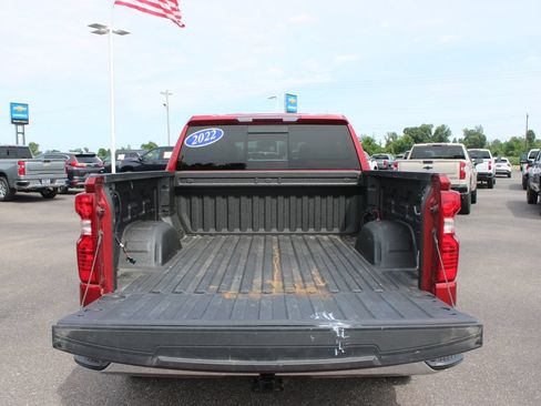 Used 2022 Chevrolet Silverado 1500 LT w/ Safety Package AWD/4WD image 17