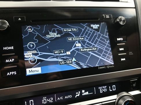 Used 2017 Subaru Outback 3.6R Limited image 20