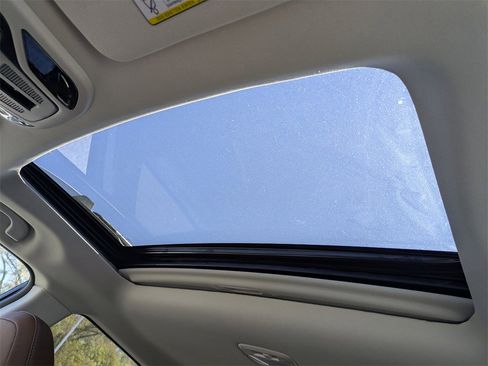 New 2025 Subaru Outback Touring XT w/ Tech Package 3 image 24