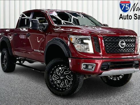 Used 2018 Nissan Titan PRO-4X w/ Pro-4x Convenience Package AWD/4WD image 1
