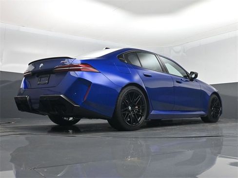 Used 2025 BMW M5 w/ Carbon Package image 68