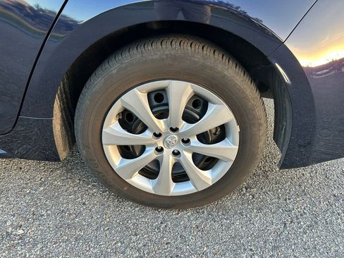 Certified 2024 Toyota Corolla LE image 9