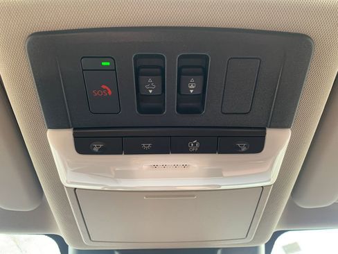 New 2026 Nissan Rogue Platinum image 18