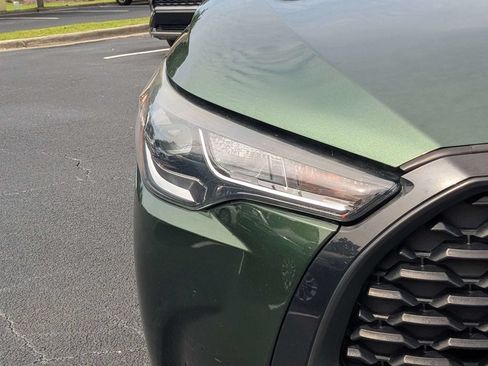 Certified 2022 Toyota Corolla Cross LE FWD image 12