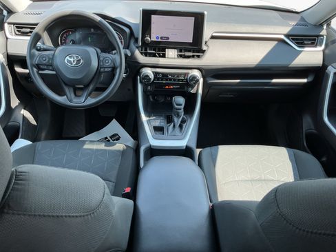 Certified 2025 Toyota RAV4 XLE AWD/4WD image 10