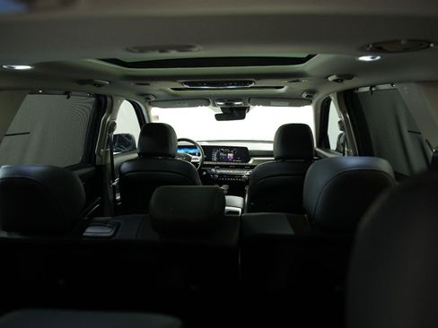 Used 2025 Kia Telluride SX AWD/4WD image 18