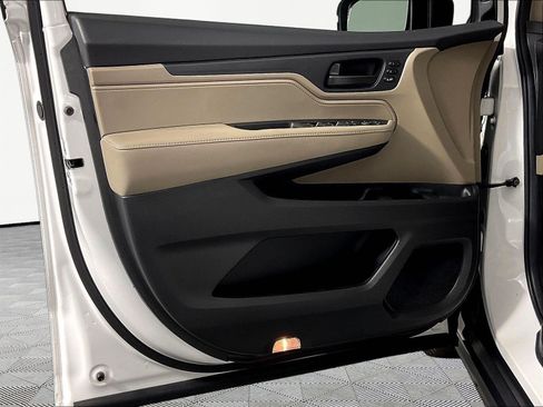 Used 2024 Honda Odyssey EX-L image 20