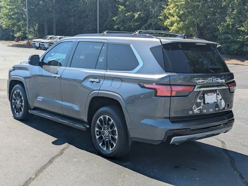 Used 2023 Toyota Sequoia Capstone image 5