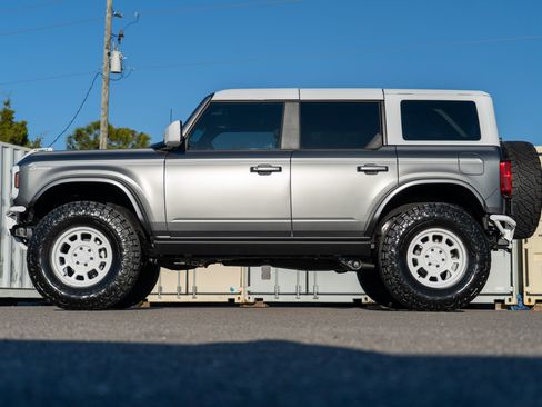 New 2025 Ford Bronco Heritage Edition image 7