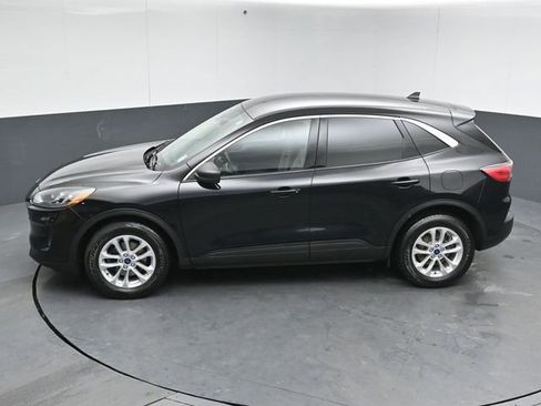 Certified 2022 Ford Escape SE w/ Cold Weather Package image 42