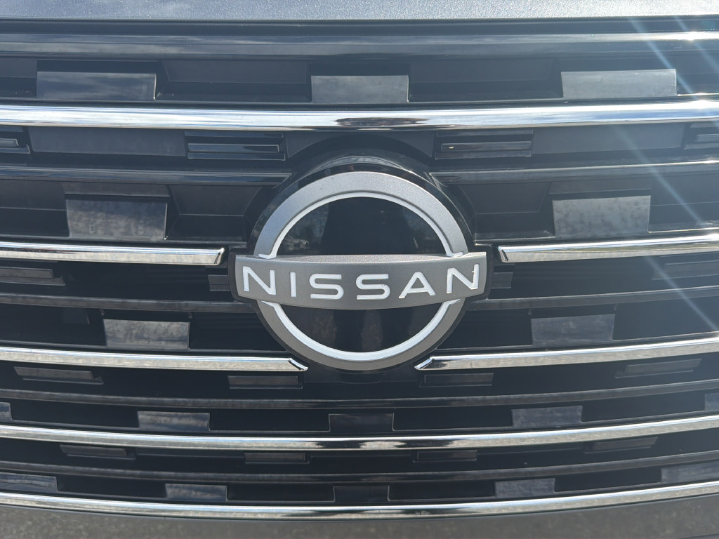 Certified 2025 Nissan Rogue S FWD image 47