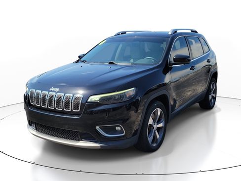 Used 2020 Jeep Cherokee Limited FWD image 3