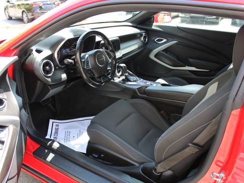Used 2022 Chevrolet Camaro LT RWD image 19