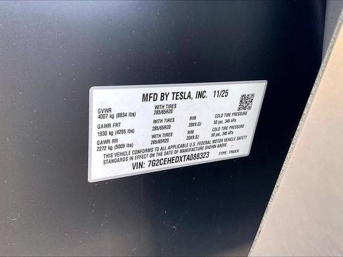 Used 2026 Tesla Cybertruck AWD Crew Cab image 5