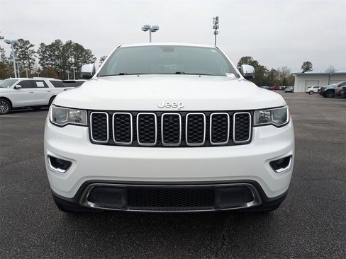 Used 2022 Jeep Grand Cherokee Limited image 8