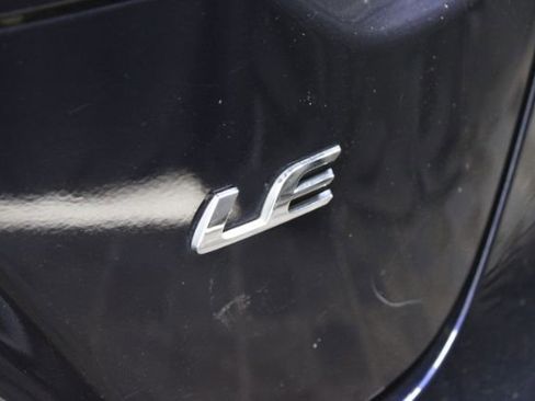 Used 2022 Toyota Corolla LE image 8