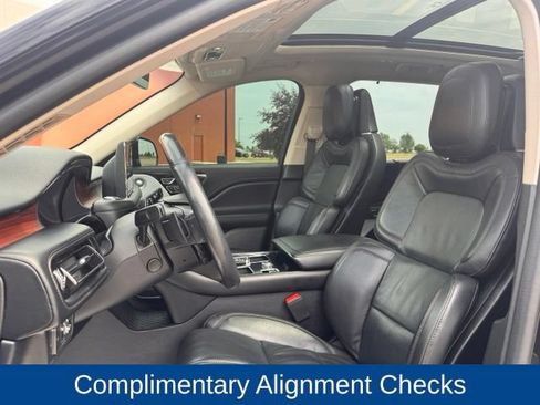 Used 2022 Lincoln Aviator Reserve w/ Equipment Group 201A AWD/4WD image 6