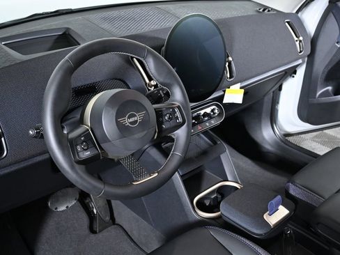 Certified 2025 MINI Cooper Countryman S w/ Comfort Package Max AWD/4WD image 11