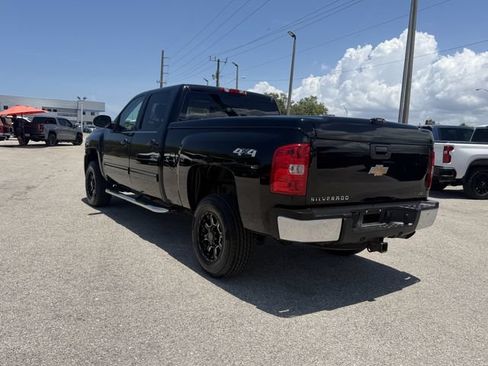 Used 2009 Chevrolet Silverado 2500 LTZ w/ Safety Package AWD/4WD image 7