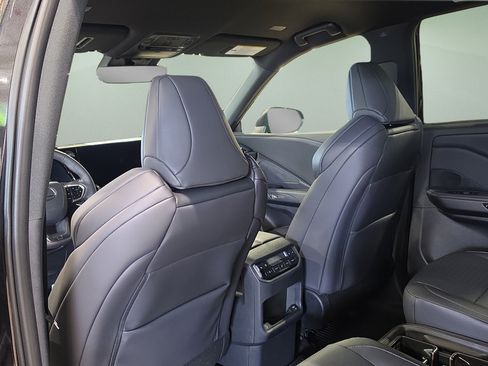 New 2026 Lexus TX 500h AWD w/ Technology Package image 17