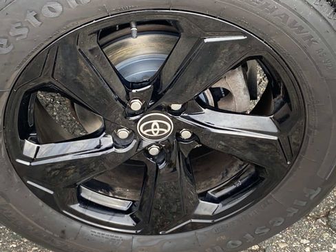 Used 2021 Toyota RAV4 XSE image 28