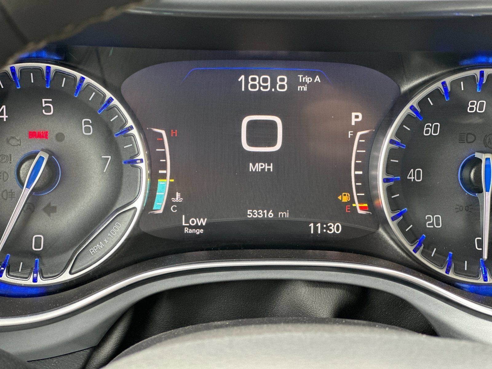 Used 2025 Chrysler Pacifica Limited FWD image 26